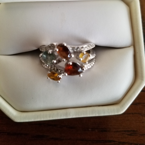 Jewelry set - Picture 3 of 3